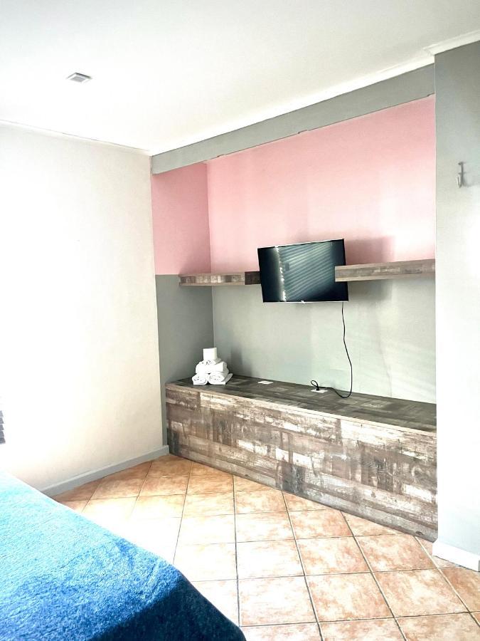 Villa La Casita Torres à Oranjestad Extérieur photo