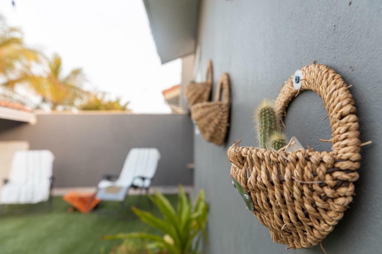 Villa La Casita Torres à Oranjestad Extérieur photo